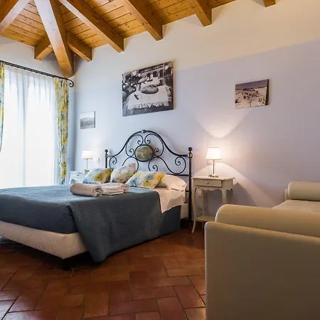 Κατάλυμα σε φάρμα Acetaia Sereni