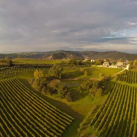 Κατάλυμα σε φάρμα Acetaia Sereni